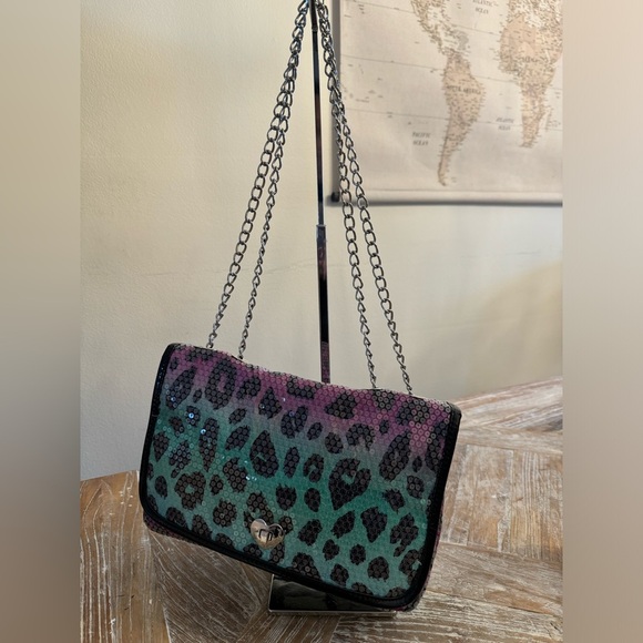 WOW IT or WEAR IT Wednesday - Picture 6 of 11